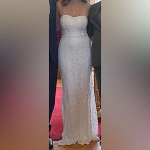 Lulu's Elegant White Lace Wedding Dress